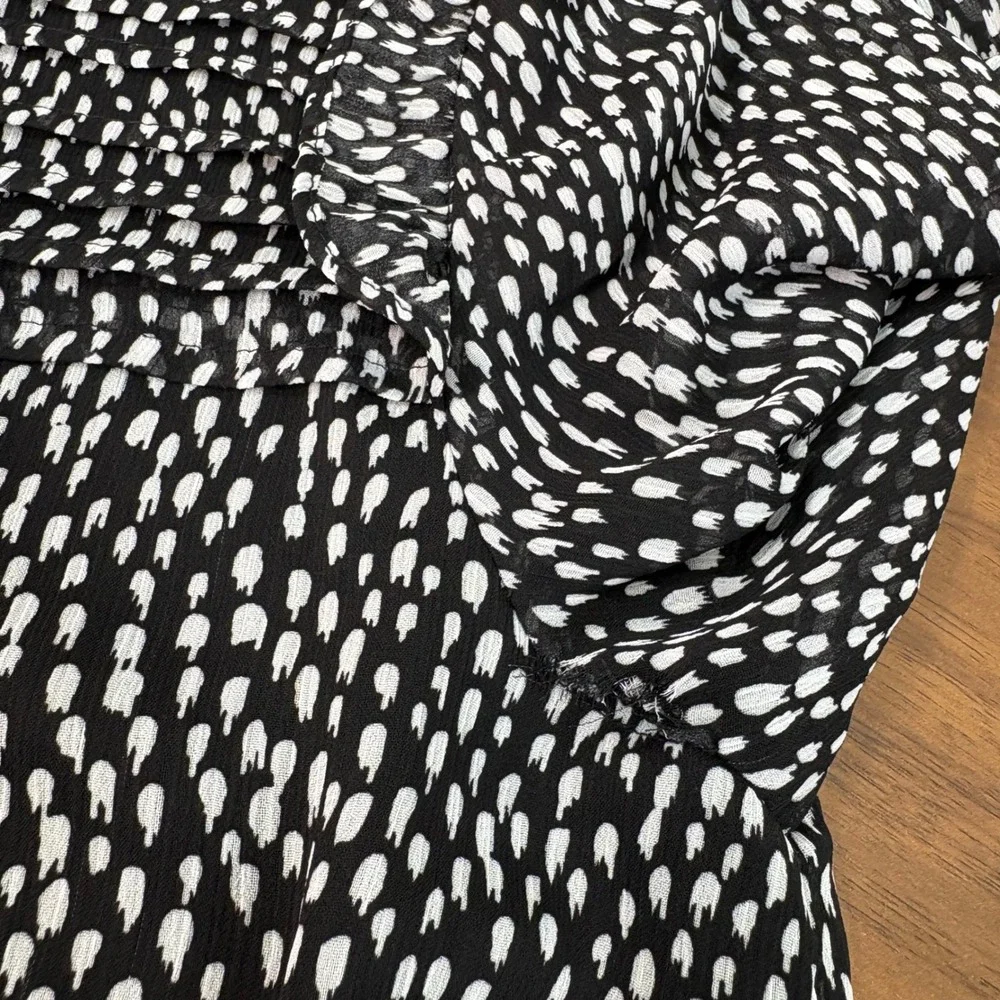 MSK | Dresses | Msk Small Black White Chiffon Cottage Print Mock Neck ...